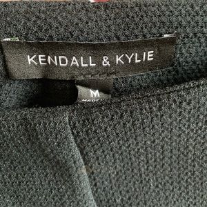 Dress Kendall & Kylie shorts